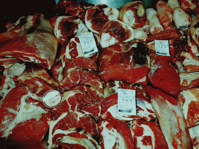 Potrošnik mora vedeti, od kod prihaja meso na trgovske police